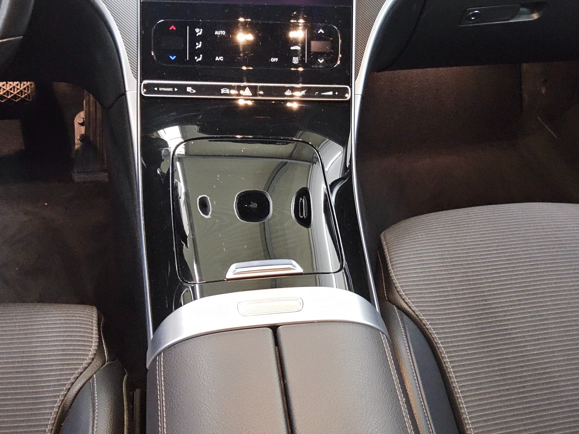 Mercedes-Benz C 200 T Avantgarde T-Leder Navi LED Tempomat PDC 6