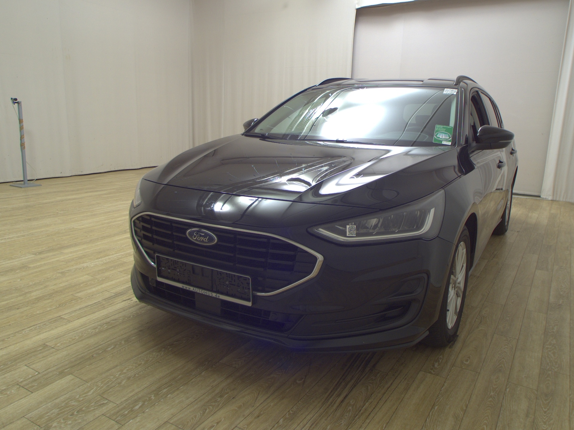Ford Focus Turnier 1.5 EB Cool&Connect Navi LED RFK 2