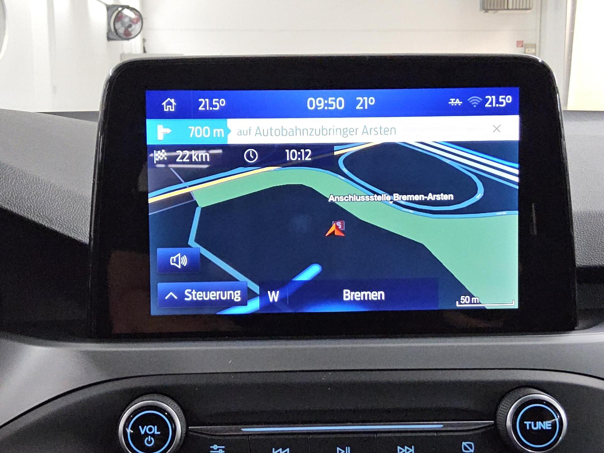 Ford Focus Turnier 1.5 EB Cool&Connect Navi LED RFK 7