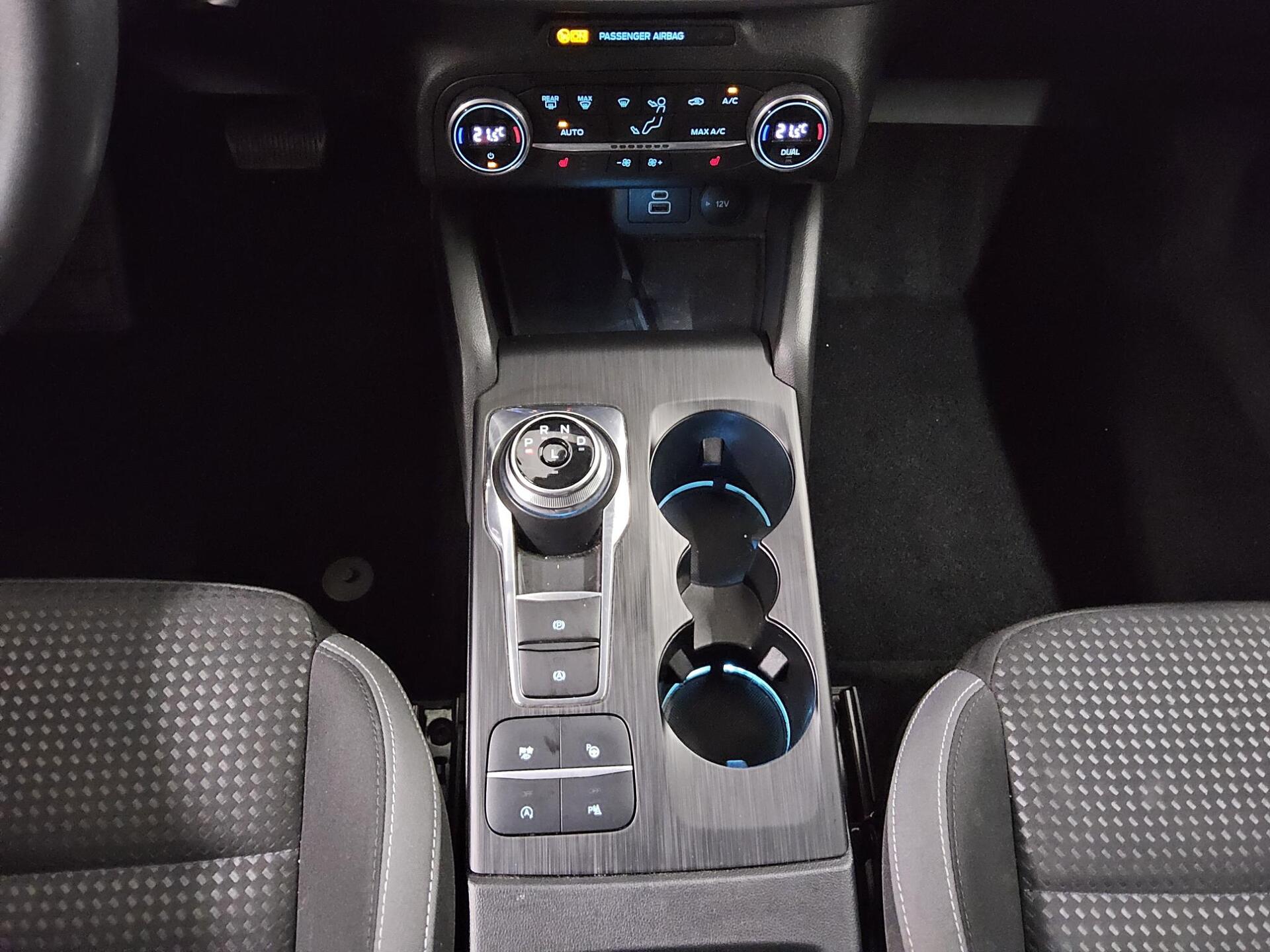 Ford Focus Turnier 1.5 EB Cool&Connect Navi LED RFK 6