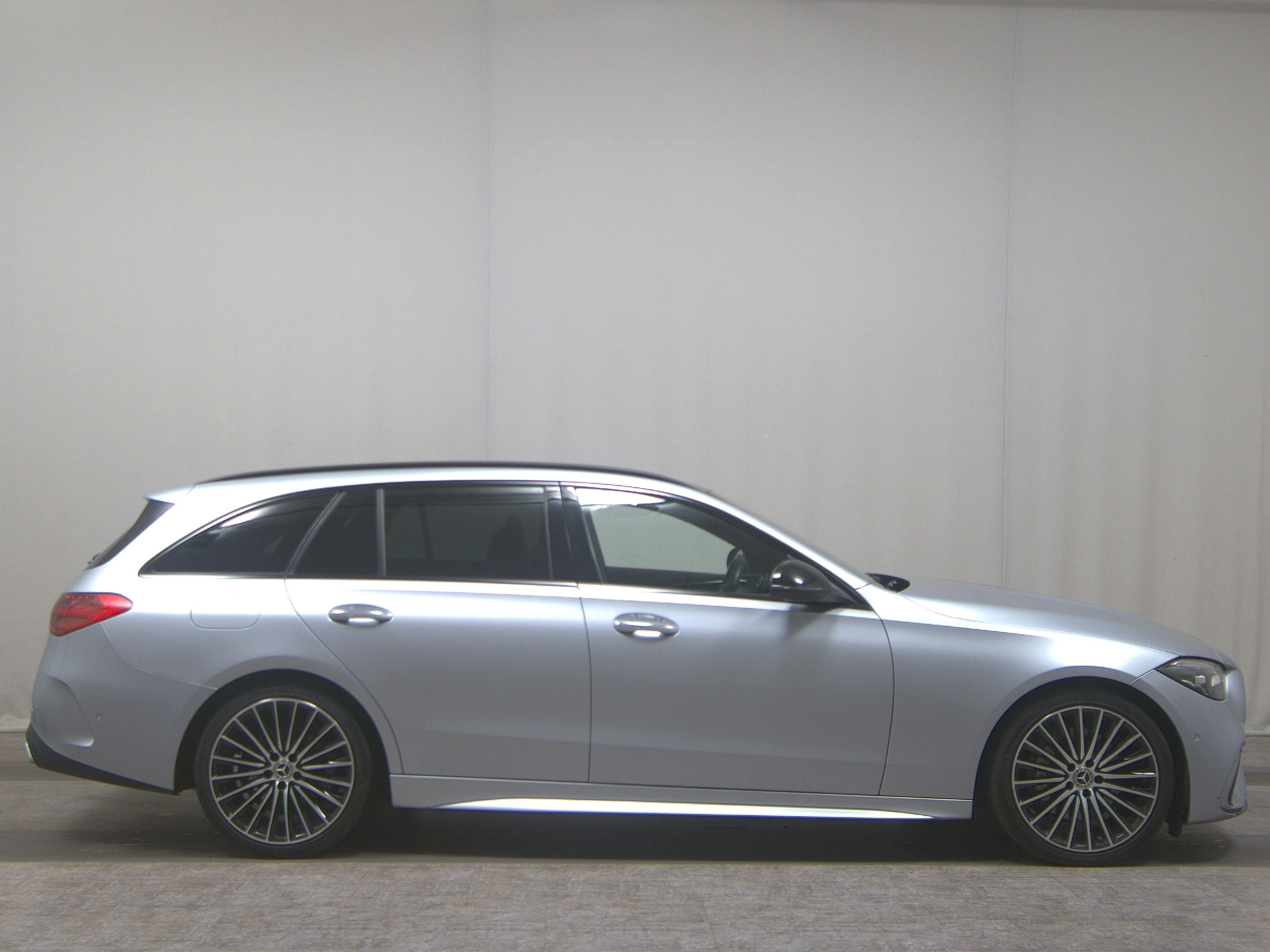 Mercedes-Benz C 220 T d AMG-Line Navi LED Sound Pano HuD MBUX