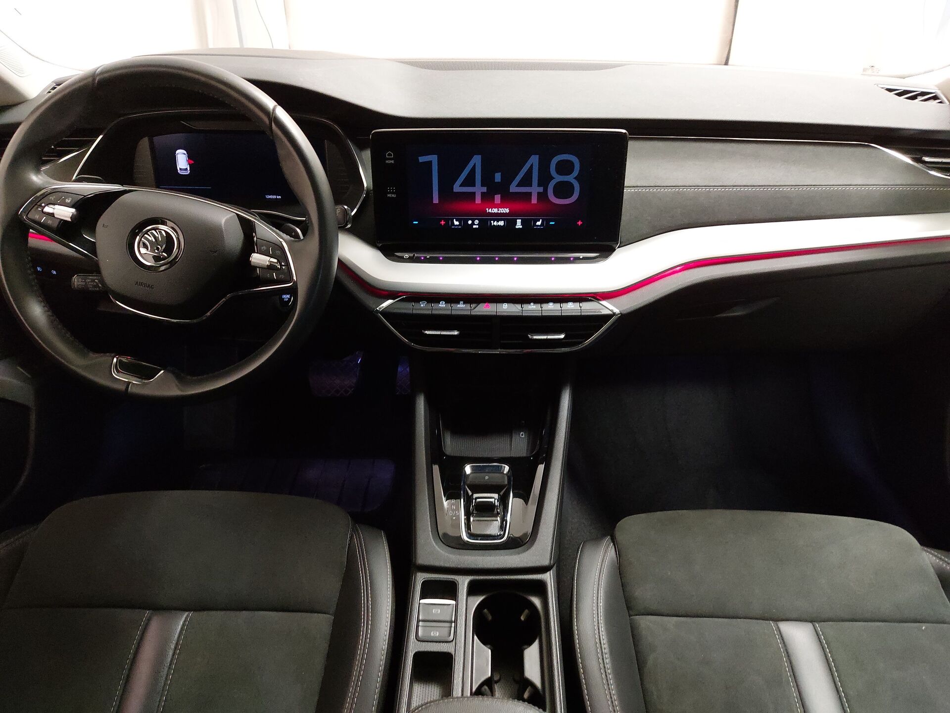 Skoda 2.0 TDI 2.0 TDI Style Nav LED T-Leder Pano 16