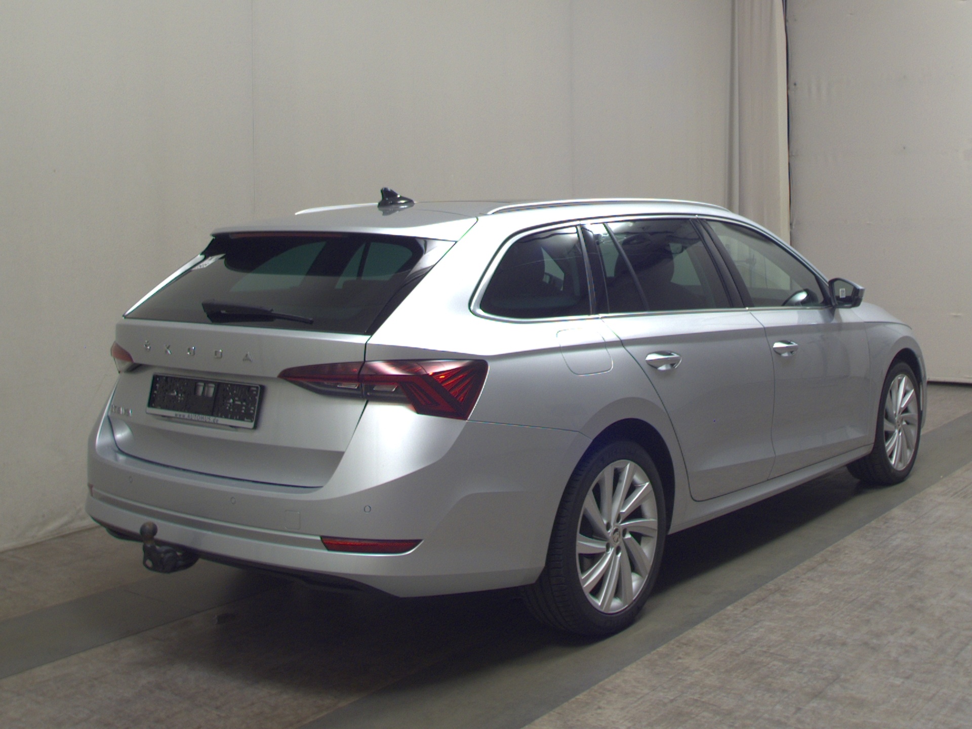 Skoda 2.0 TDI 2.0 TDI Style Nav LED T-Leder Pano 4
