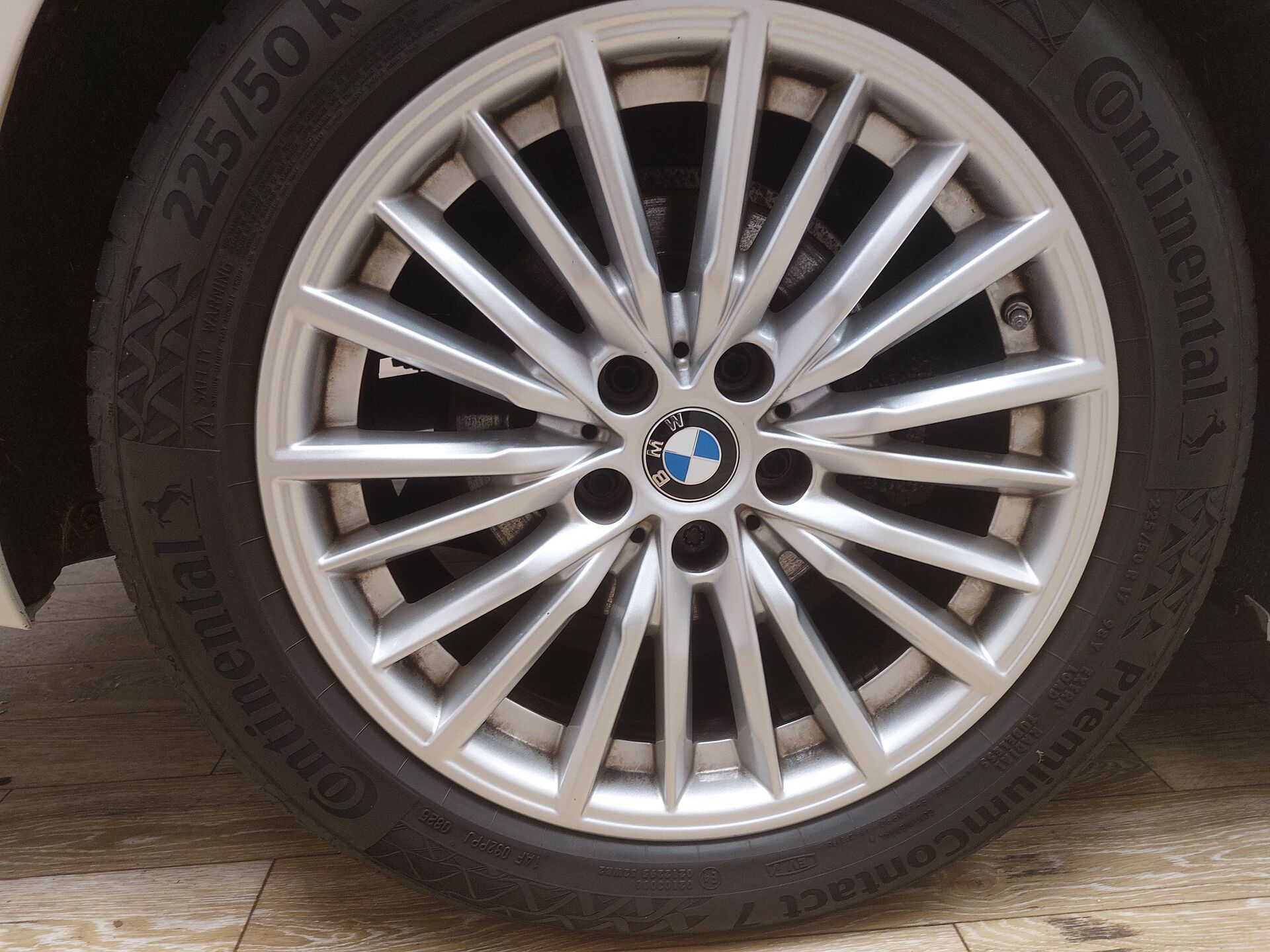 BMW 320d Touring Sport-Line LED AHK 11