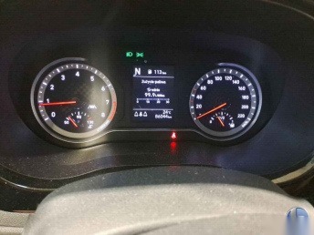 Hyundai i10 1.0 Trend NAVI SHZ PDC KAMERA 7