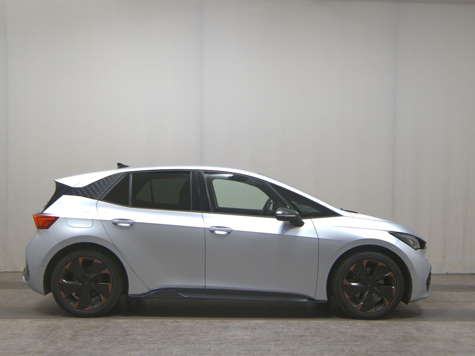 Cupra Born LED SPORTSITZE SHZ PDC KAMERA