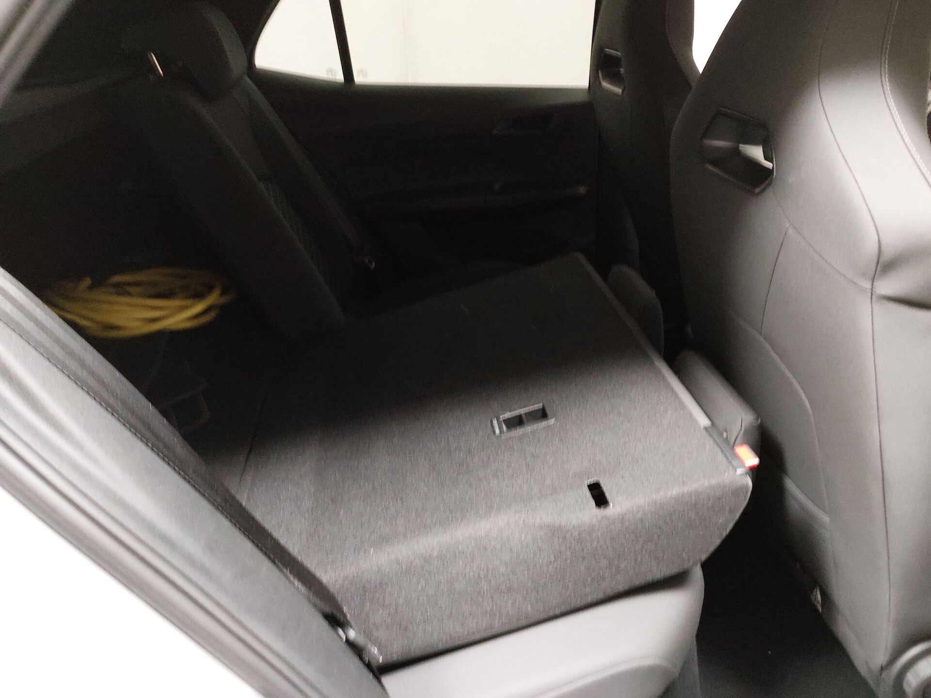 Cupra Born LED SPORTSITZE SHZ PDC KAMERA 18