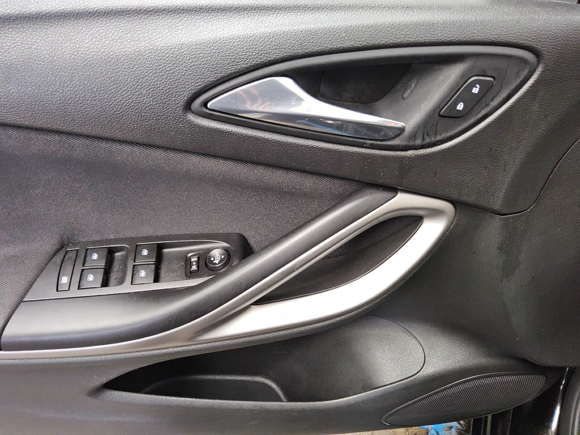Opel Astra ST 1.5 D Navi LED PDC SHZ Tempomat 9