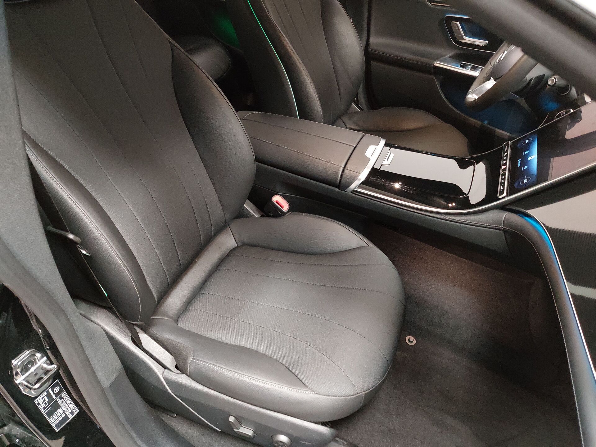 Mercedes-Benz 300 300 T-Leder Navi LED Kamera 15