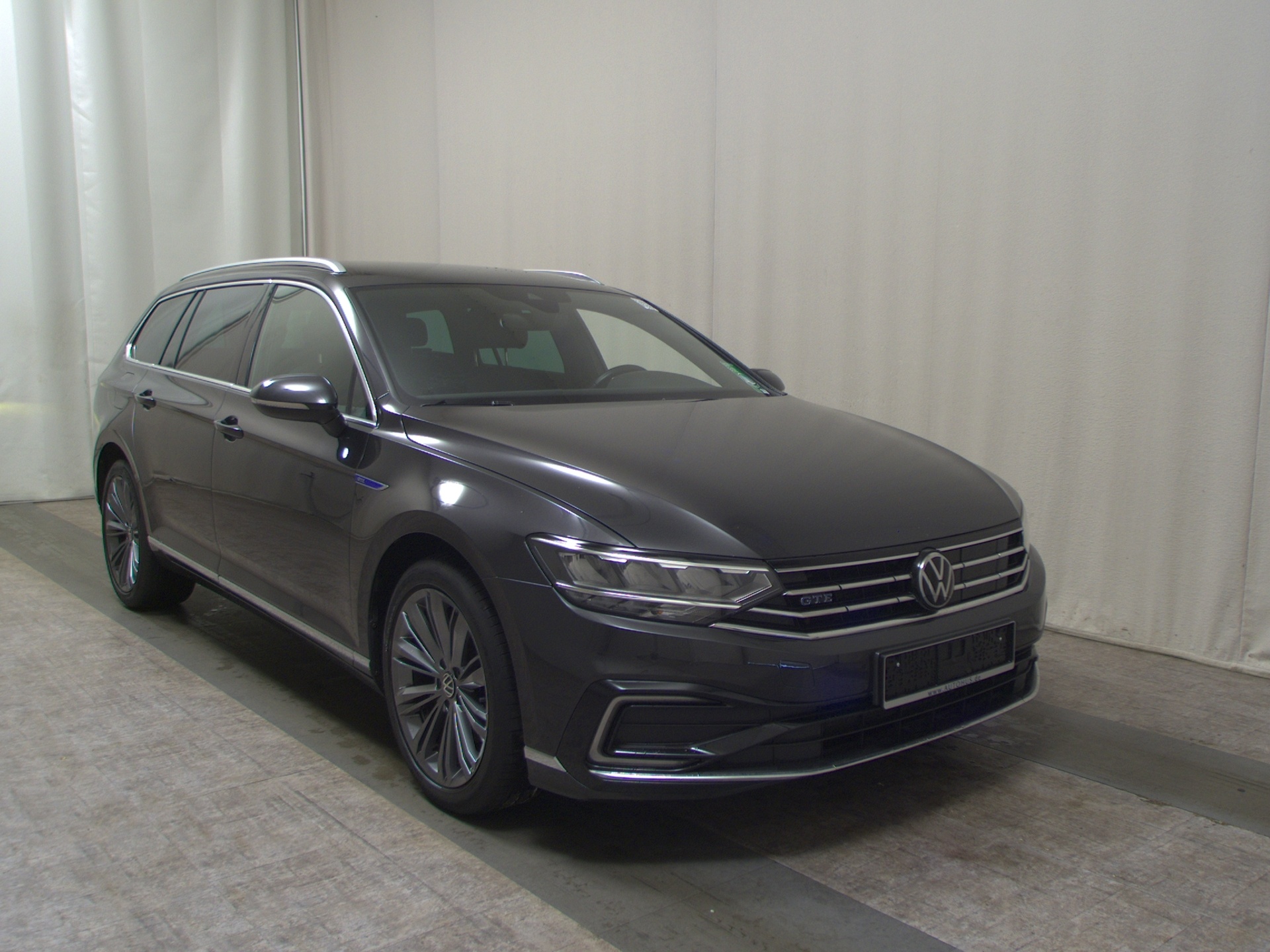 Volkswagen Passat Var. GTE 1.4 TSI Navi LED AID RfK ACC PDC 3