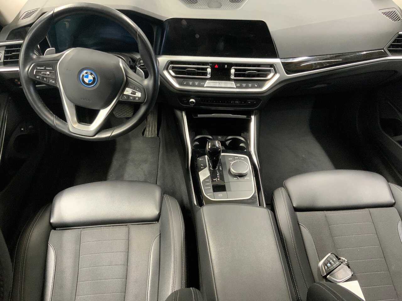 BMW 320e Touring xDr Sport-Line KLIMAAUT LED SPORTSITZE SHZ PDC 5