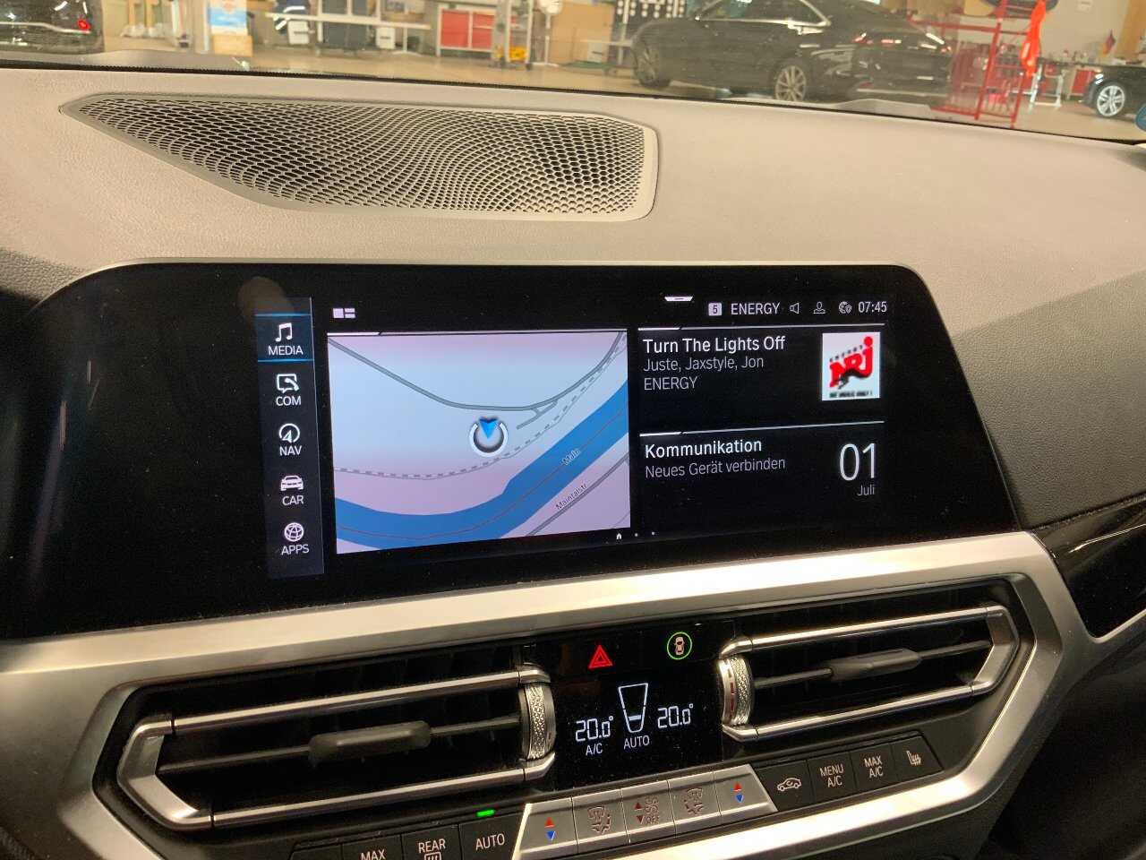 BMW 320e Touring xDr Sport-Line KLIMAAUT LED SPORTSITZE SHZ PDC 8