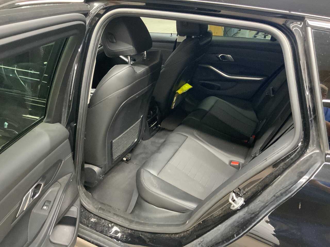 BMW 320e Touring xDr Sport-Line KLIMAAUT LED SPORTSITZE SHZ PDC 10