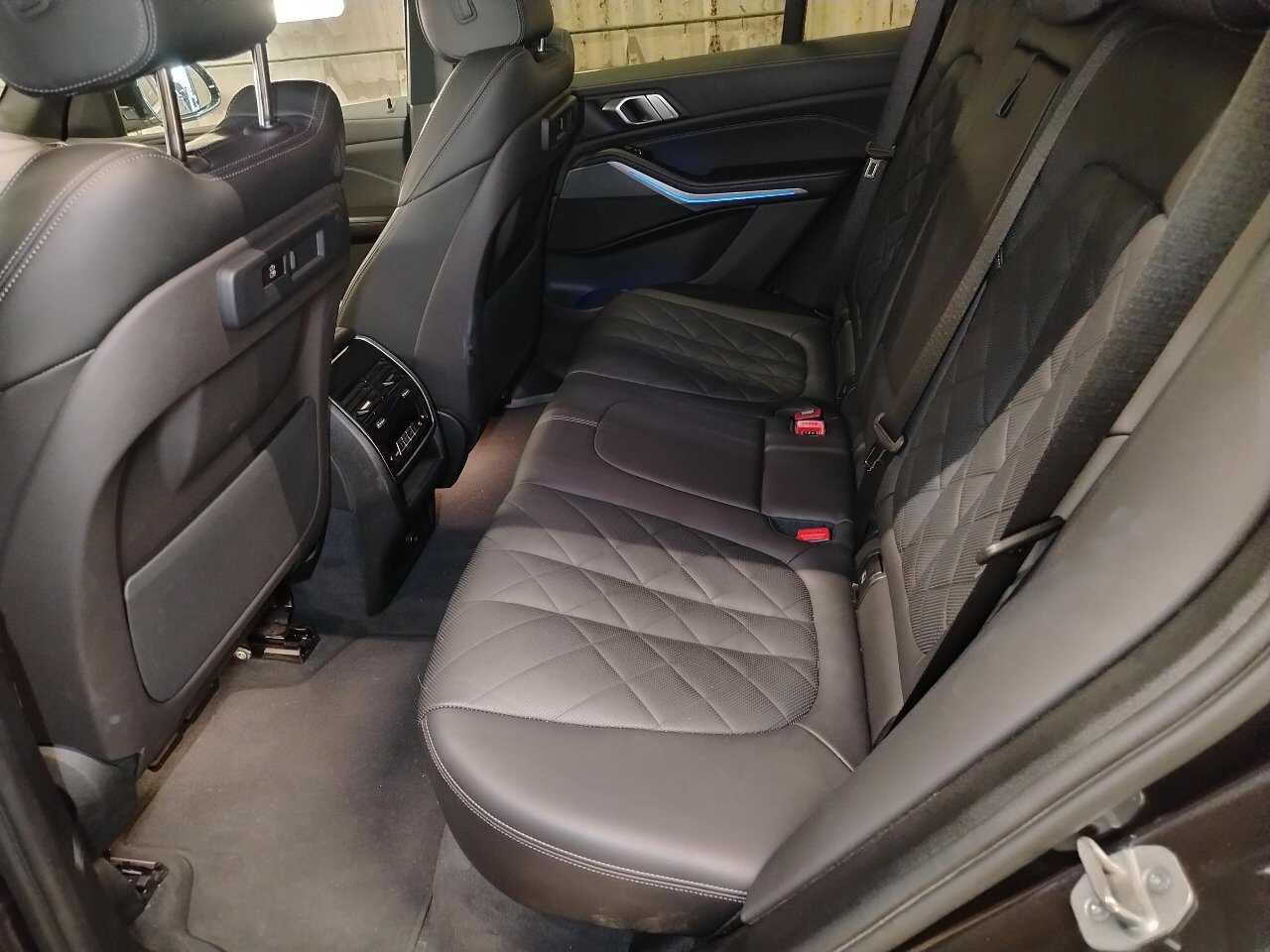 BMW X5 xDrive25d X-Line NAVI LEDER LED SPORTSITZE SHZ 7