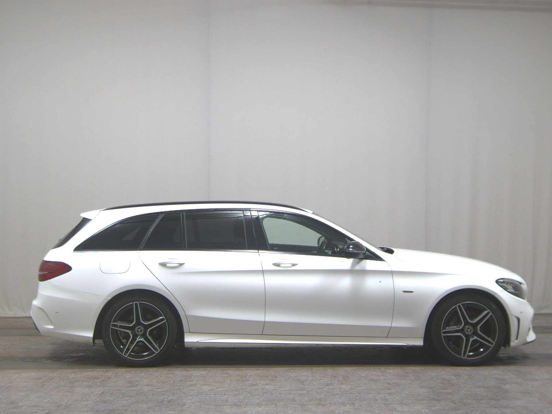 Mercedes-Benz C 220 T d AMG-Line Night Widescreen Navi LED