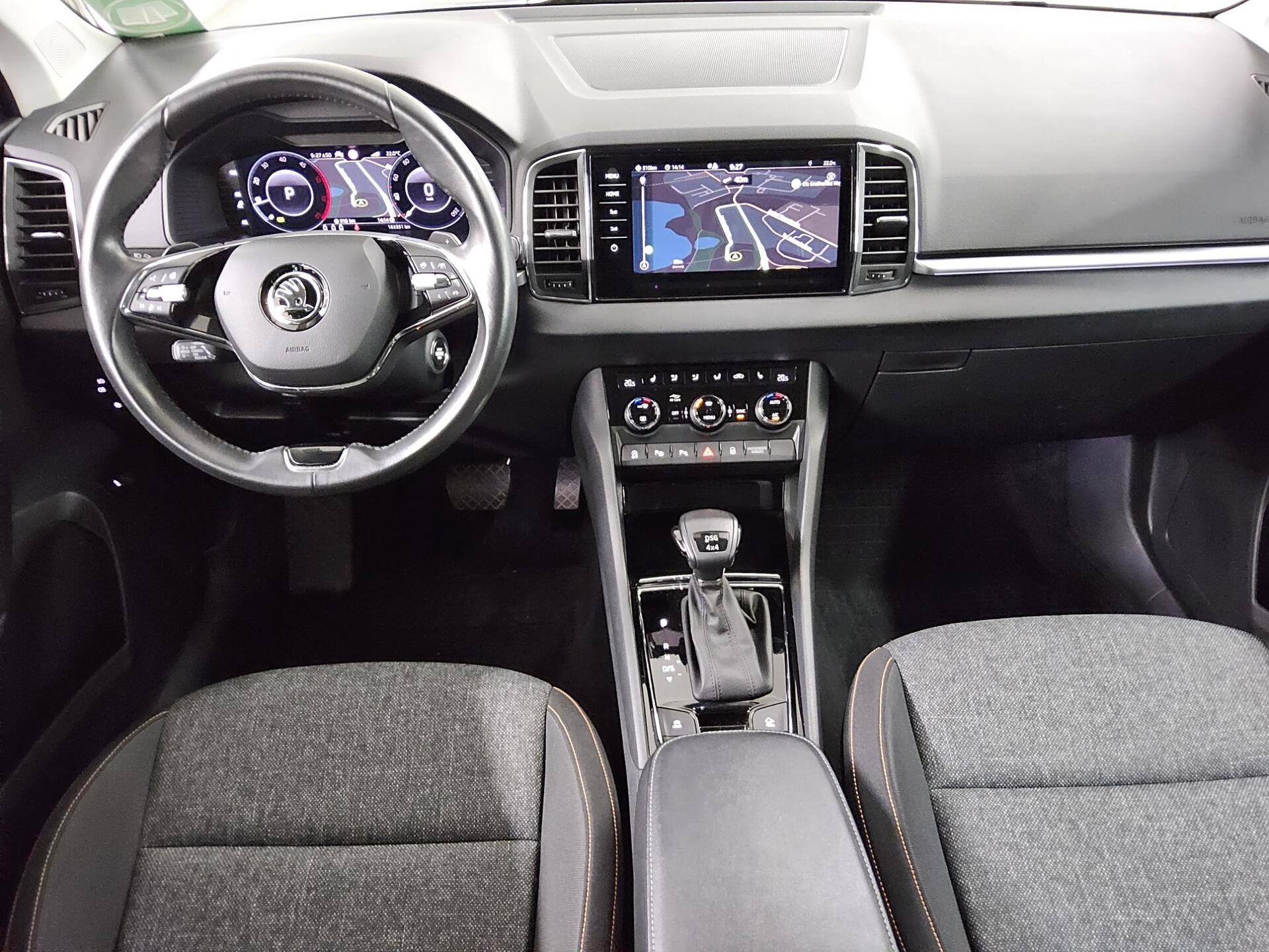 Skoda Karoq 2.0 TDI 4x4 Clever Navi LED vc RfK AHK ACC 5