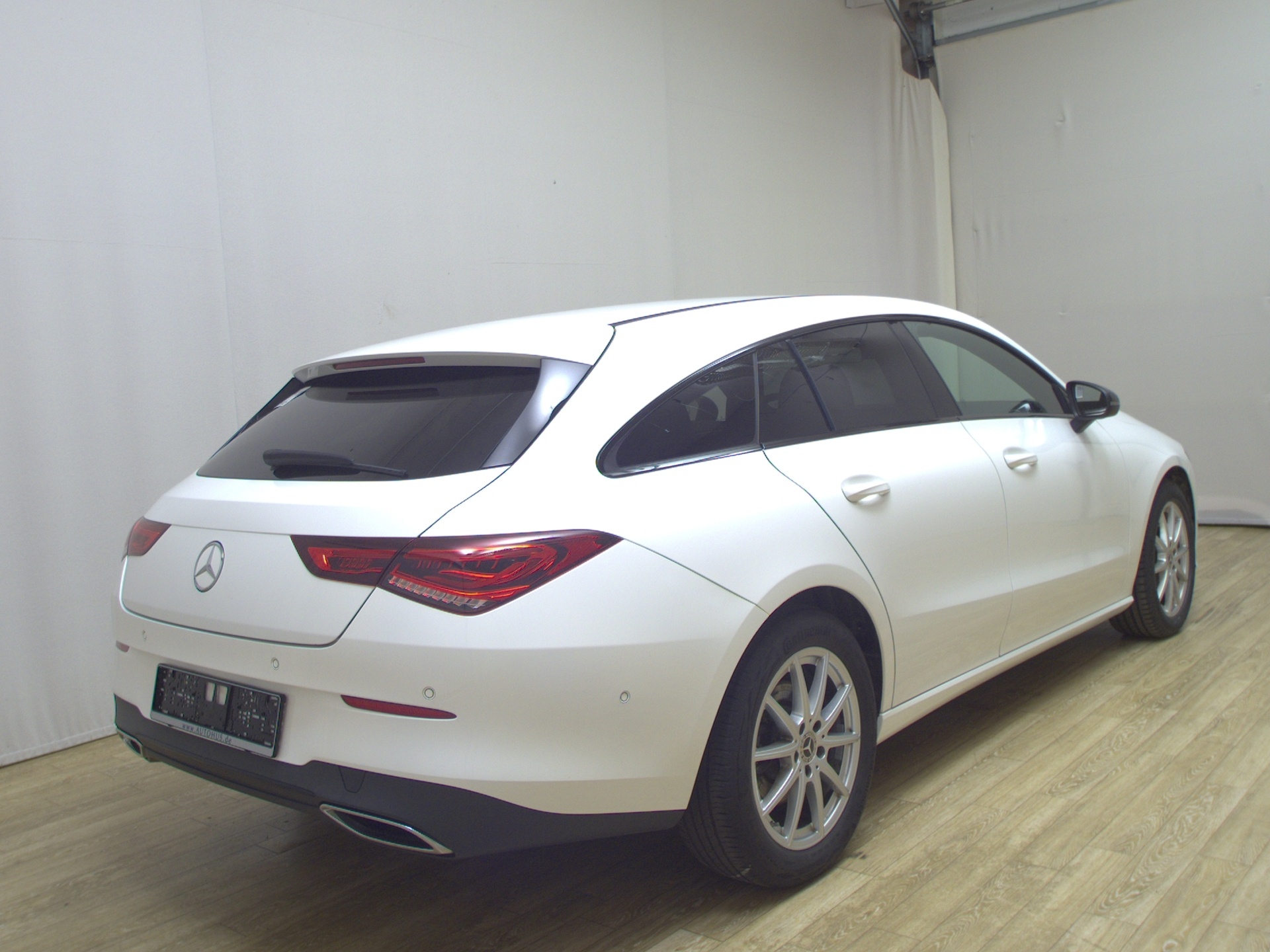 Mercedes-Benz 200 d 4M Progressive Navi MB-LED RFK 4