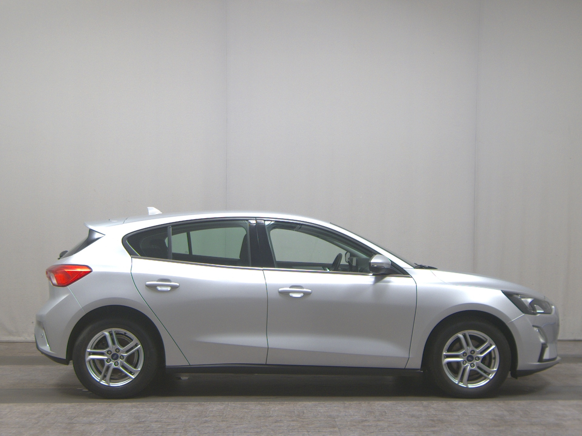 Ford Focus 1.5 EB Cool&Connect Navi LED PDC SHZ