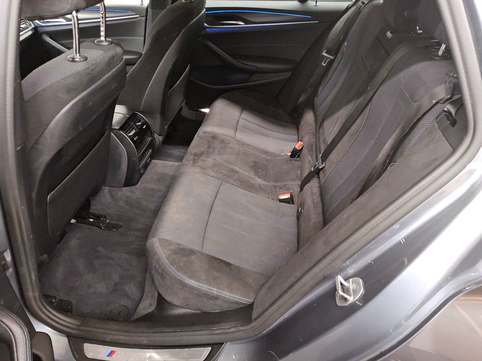 BMW 530e Touring M-Sport 13