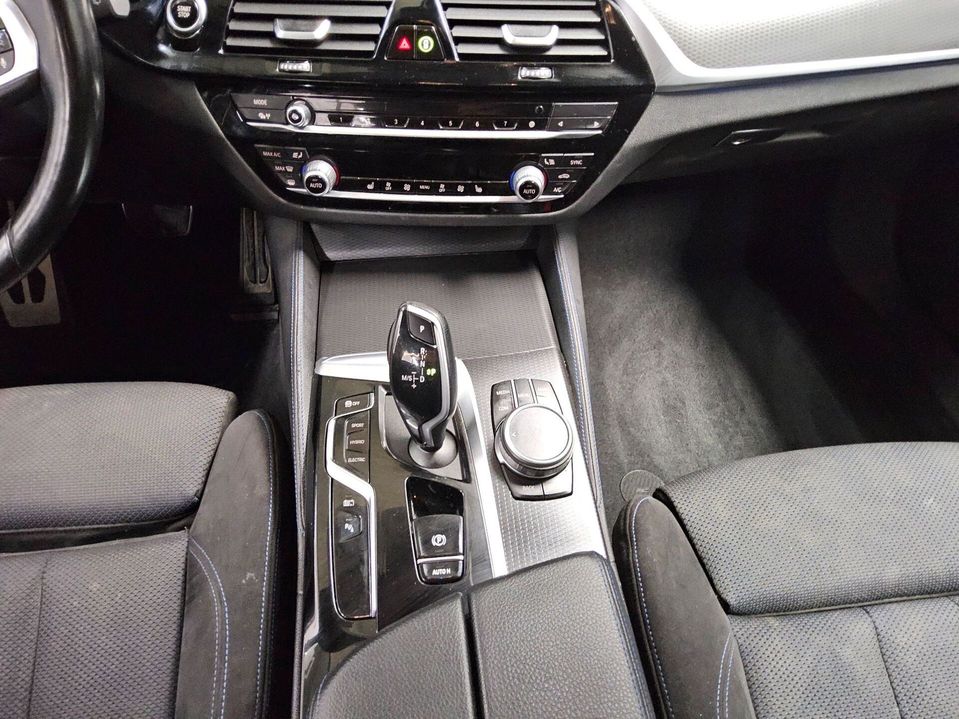 BMW 530e Touring M-Sport 6