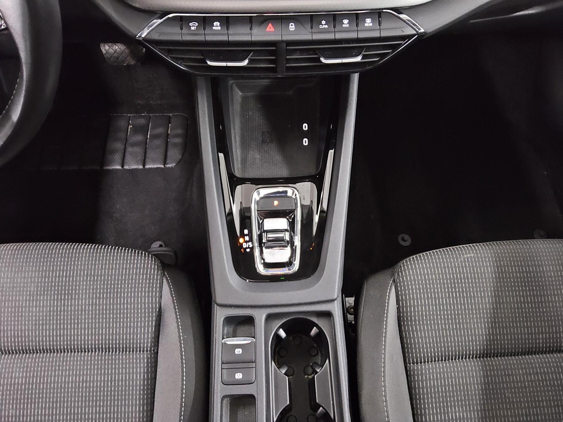 Skoda Octavia Kombi 2.0 TDI Ambition Navi LED Virtual Pano 4xSHZ 6