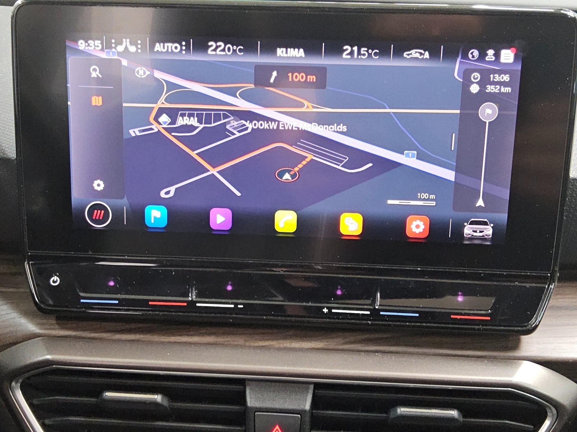 Seat Leon Sportstourer 2.0 TDI Xcellence Pano Sthzg 7