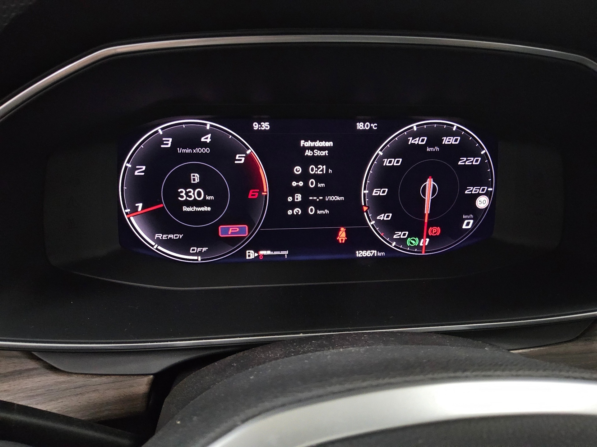 Seat Leon Sportstourer 2.0 TDI Xcellence Pano Sthzg 8