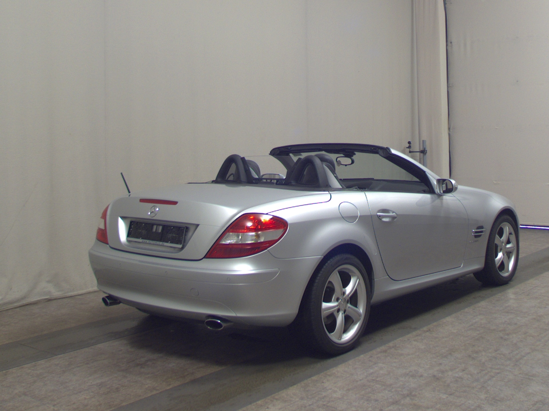 Mercedes-Benz SLK 200 2-Sitzer Leder Navi Shz Tempomat Klima 4