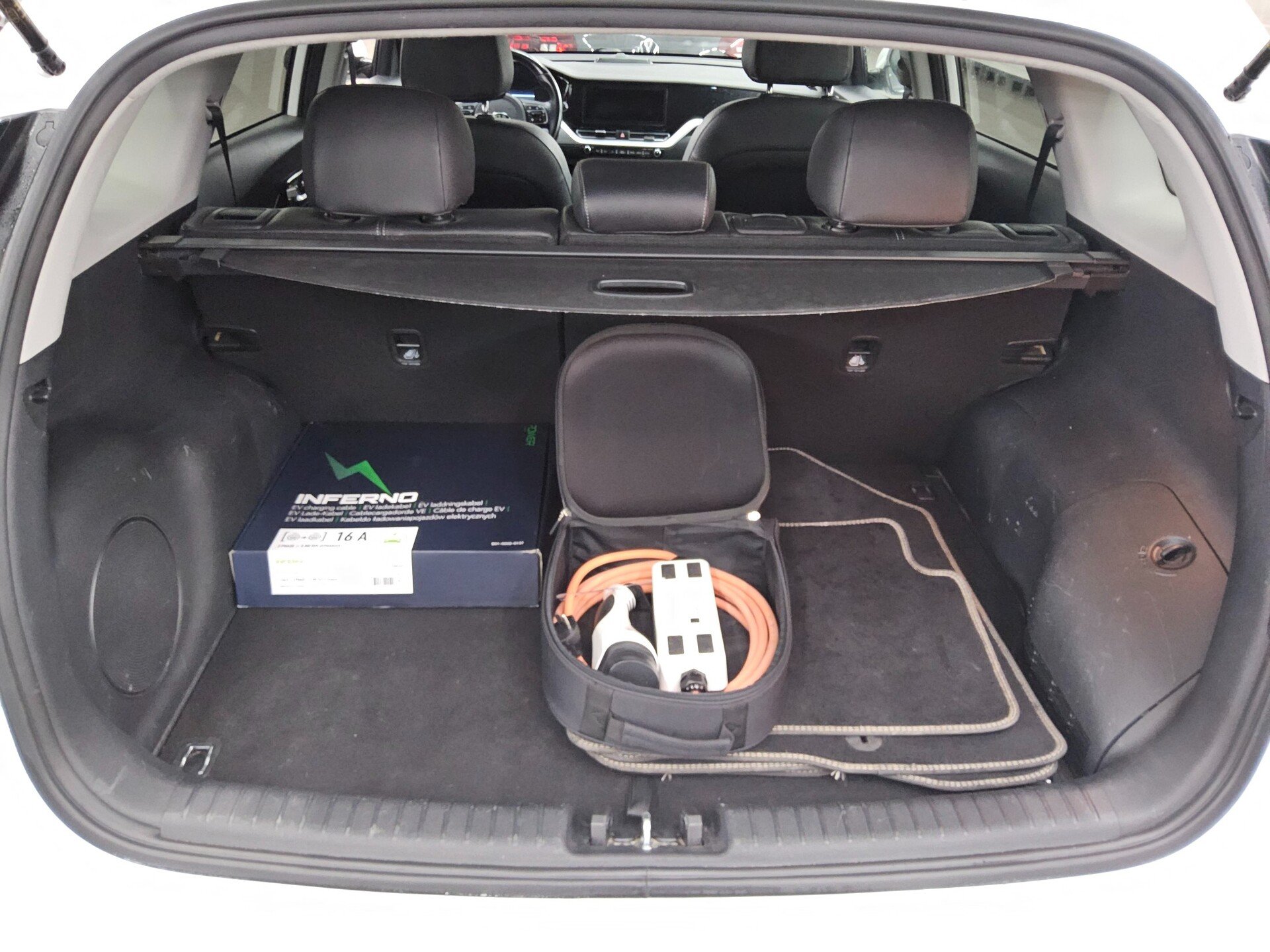 Kia Niro 1.6 T-GDI PHEV T-Leder Navi LED RfK AHK JBL 12