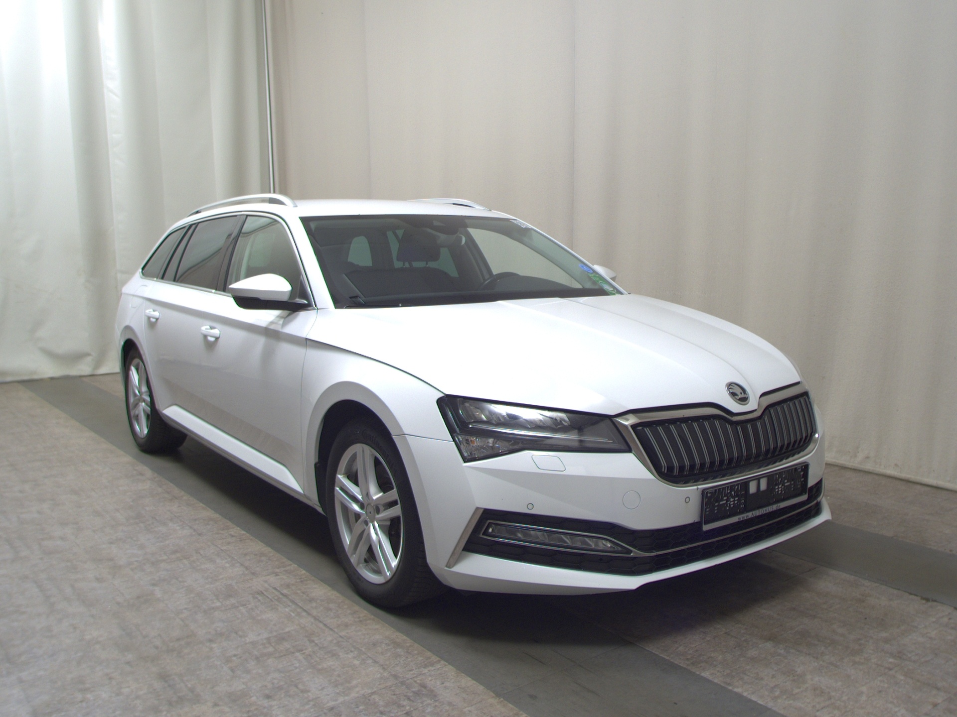 Skoda Superb 1.4 TSI 3