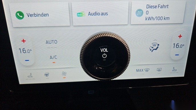 Ford Mustang Mach-E Navi LED Shz Leder Pano 11