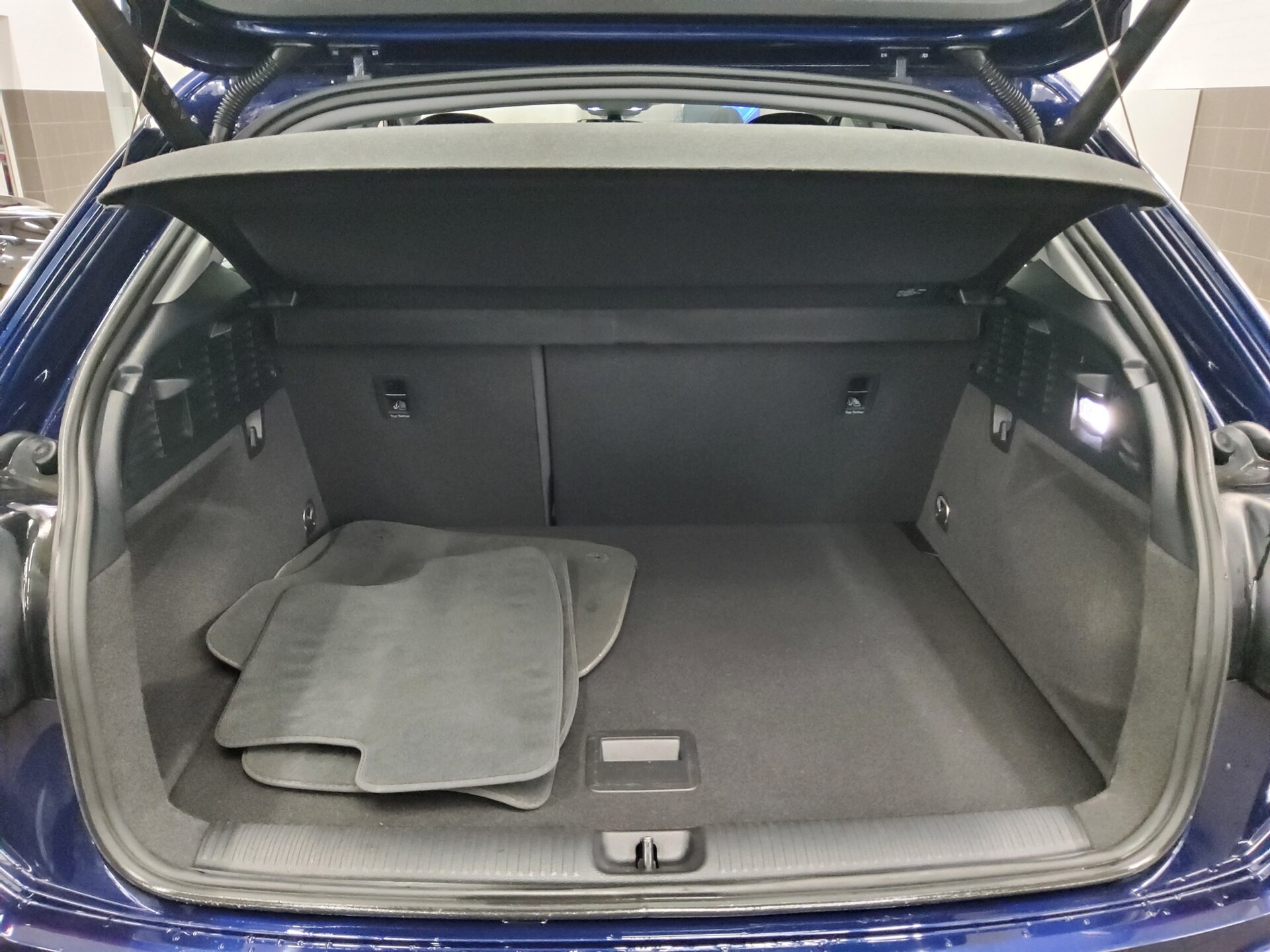 Audi Q2 35 TFSI S-Line 12