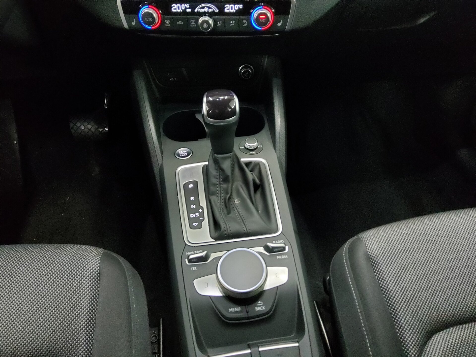 Audi Q2 35 TFSI S-Line 6