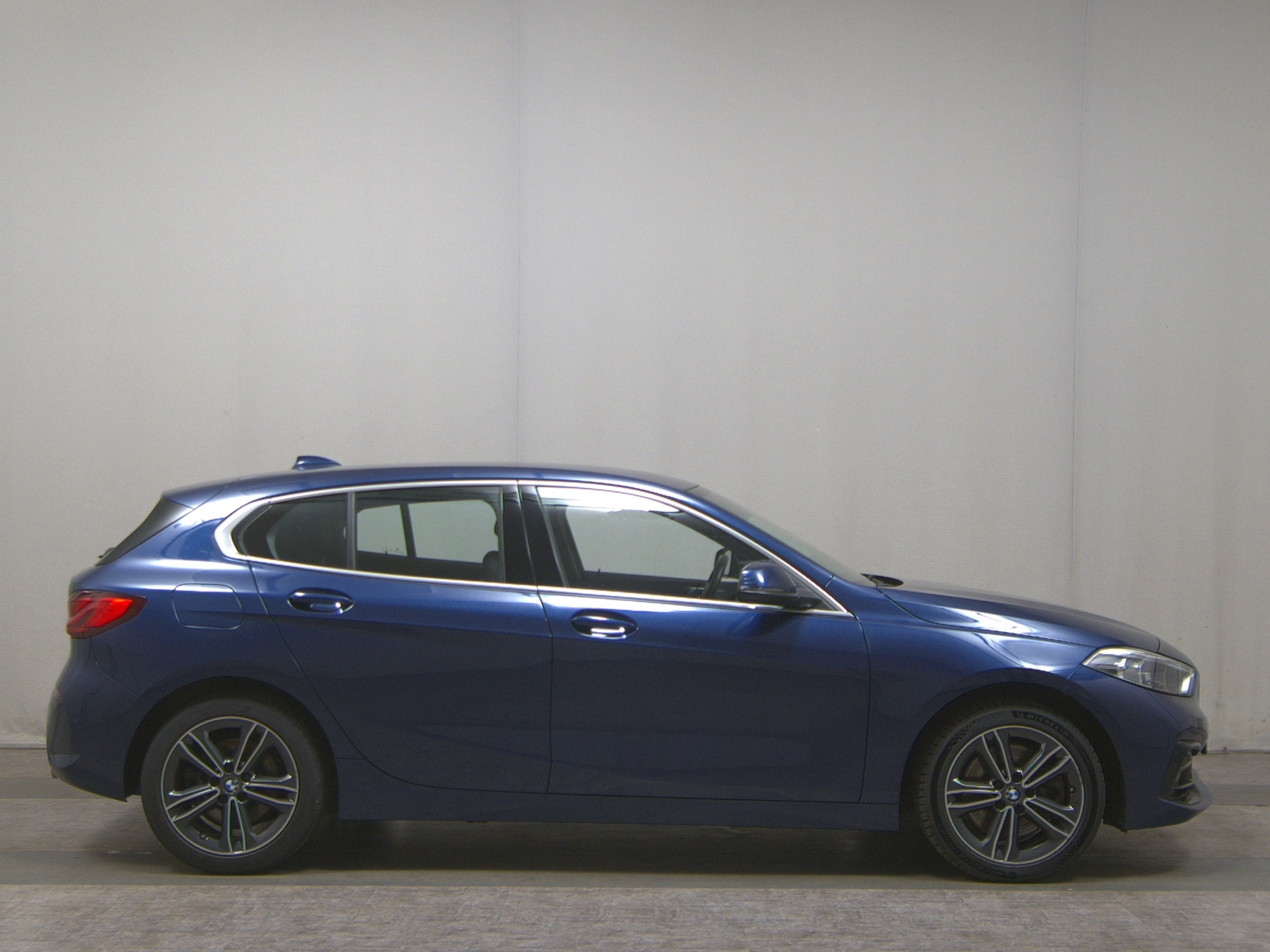 BMW 120d xDr Sport-Line Navi LC Pro LED HiFi