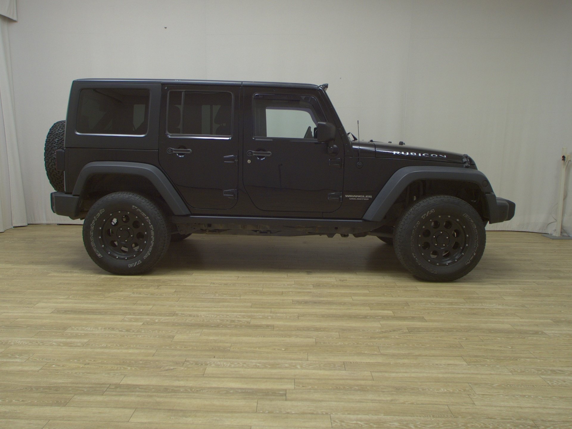 Jeep Wrangler 2.8 CRD Sound LED AHK RfK PDC Tempomat