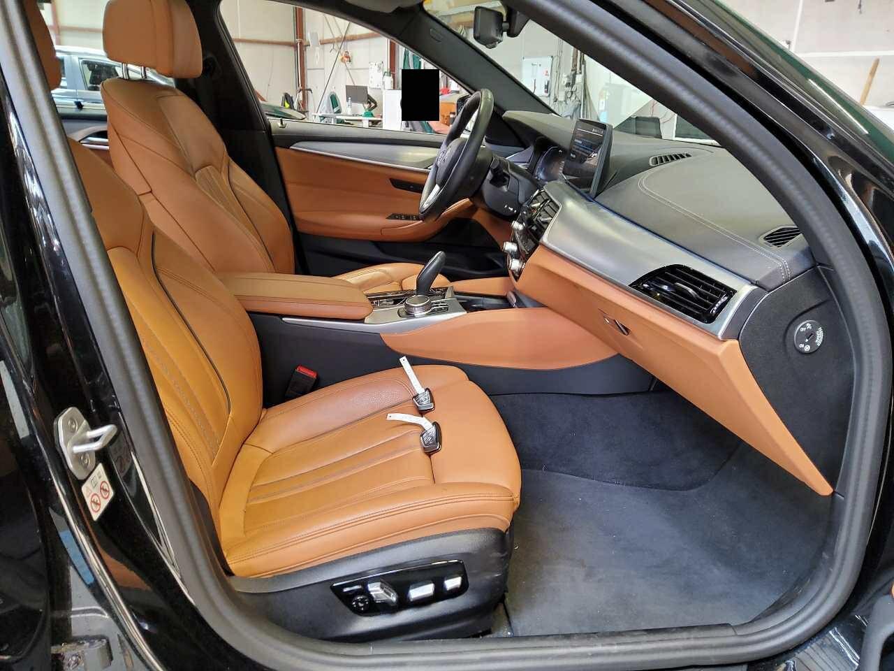 BMW 530e Luxury-Line NAVI LASER LEDER SHZ PANO 3