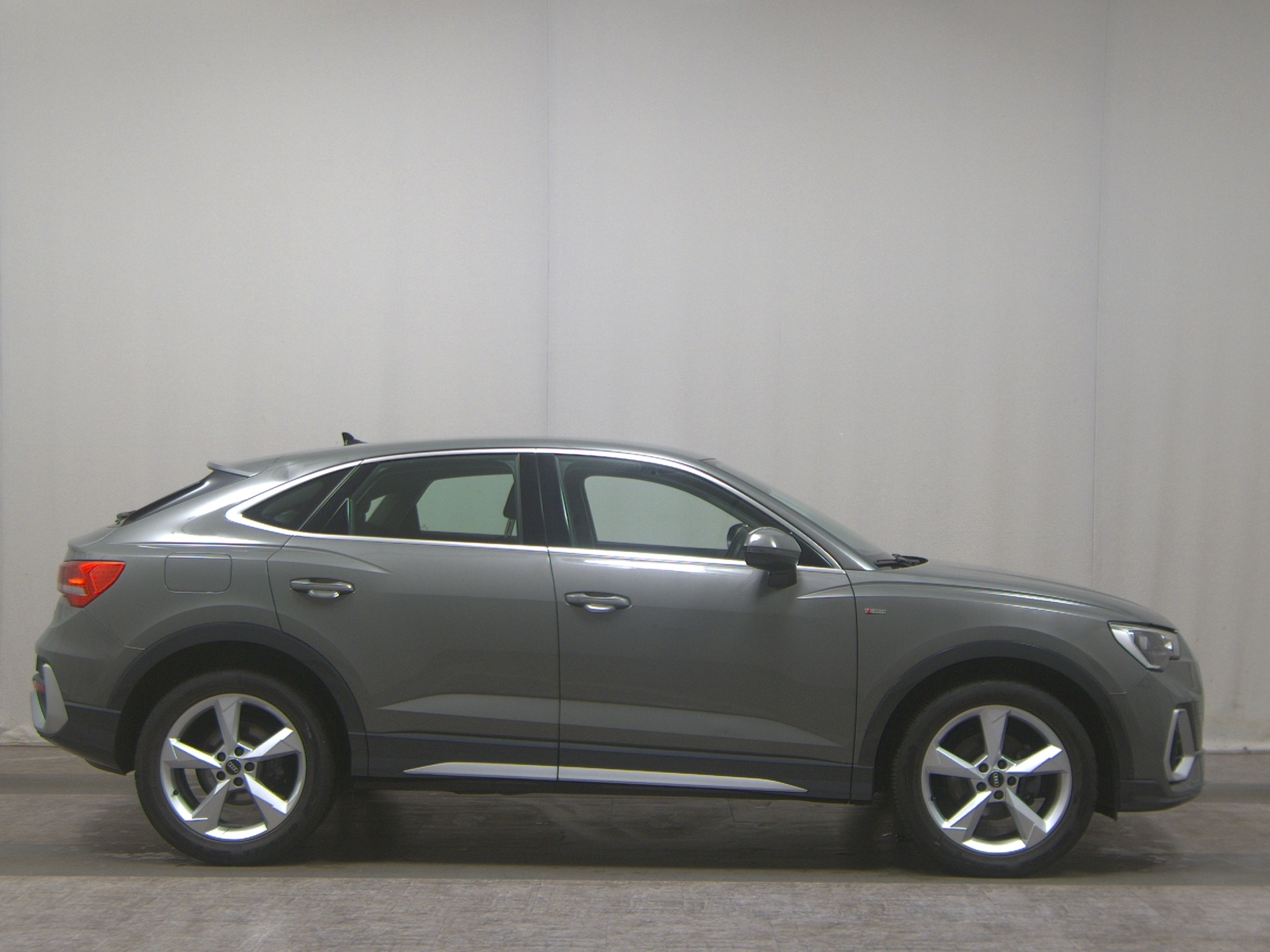 Audi Q3 Sportback 35 TDI S-Line Leder Navi LED Virtual Sound