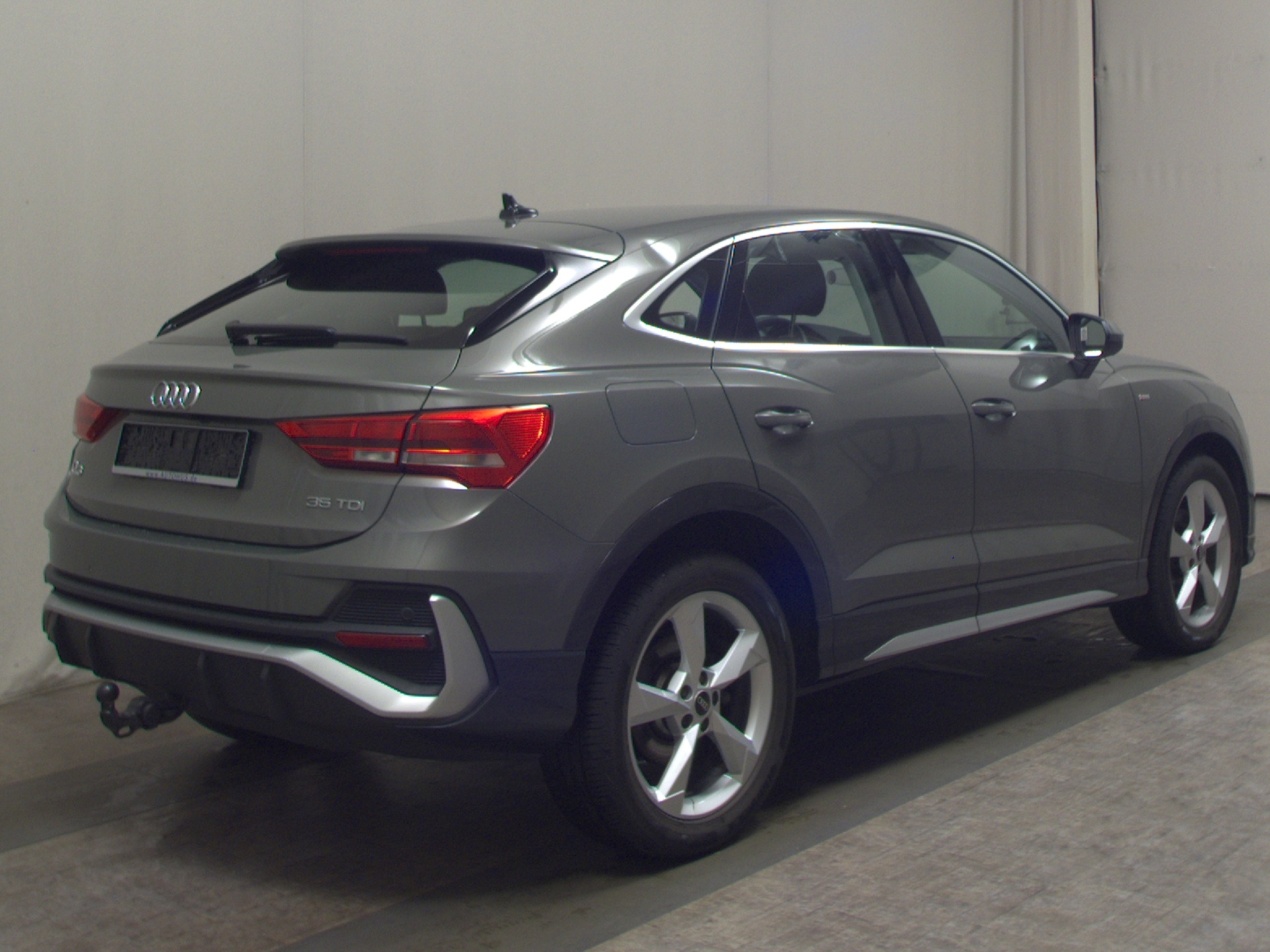 Audi Q3 Sportback 35 TDI S-Line Leder Navi LED Virtual Sound 4