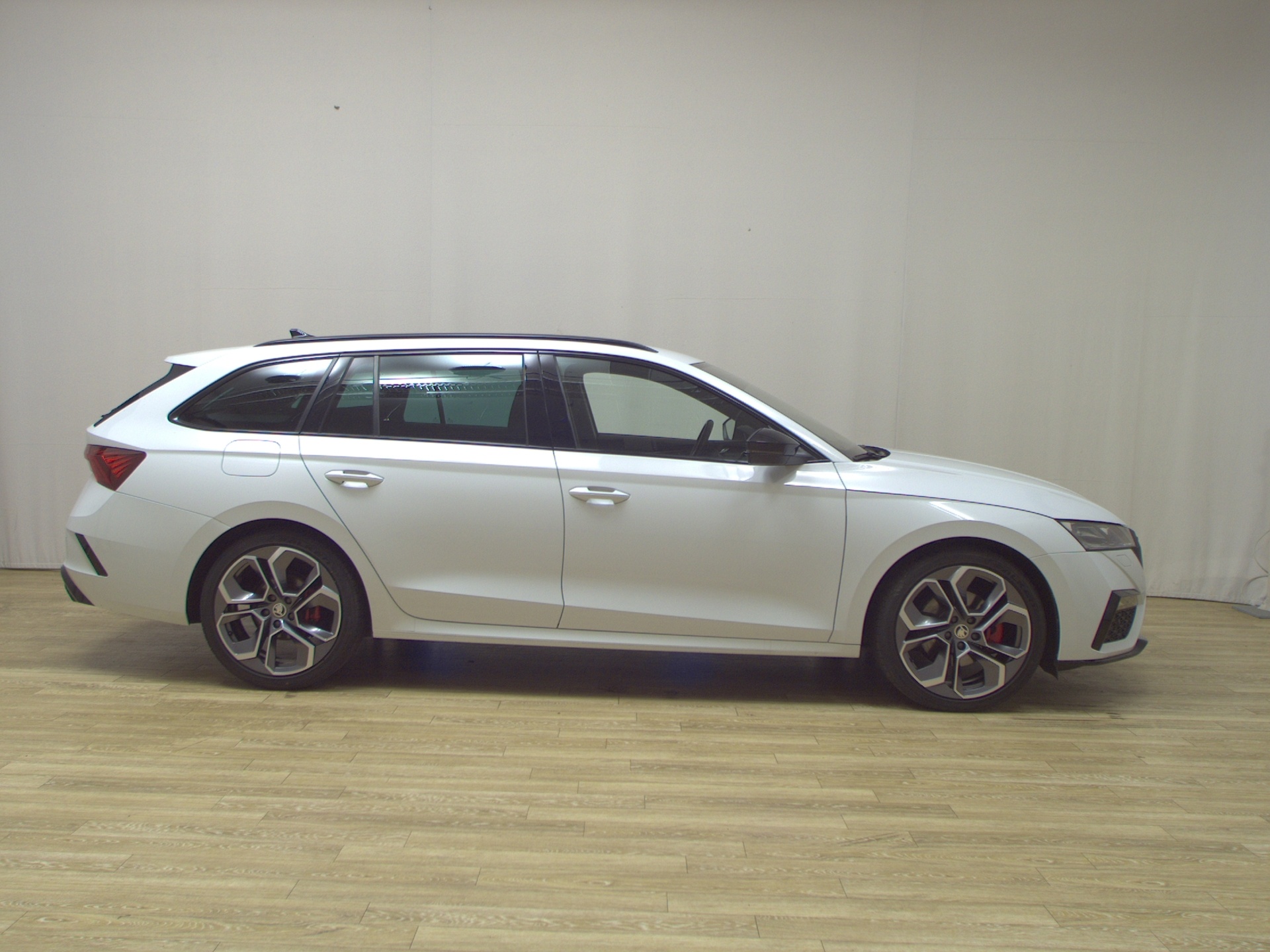 Skoda Octavia Kombi 2.0 TDI RS Navi LED virtual HuD
