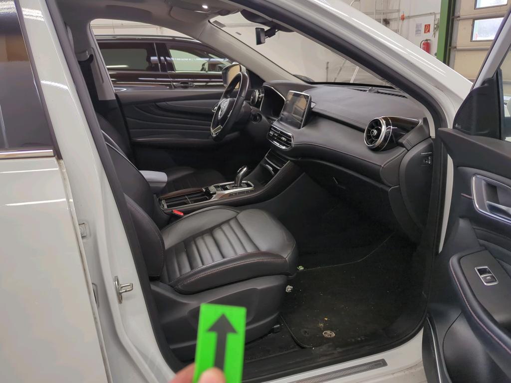 MG EHS Luxury LEDER NAVI KLIMAAUT LED PANO 7