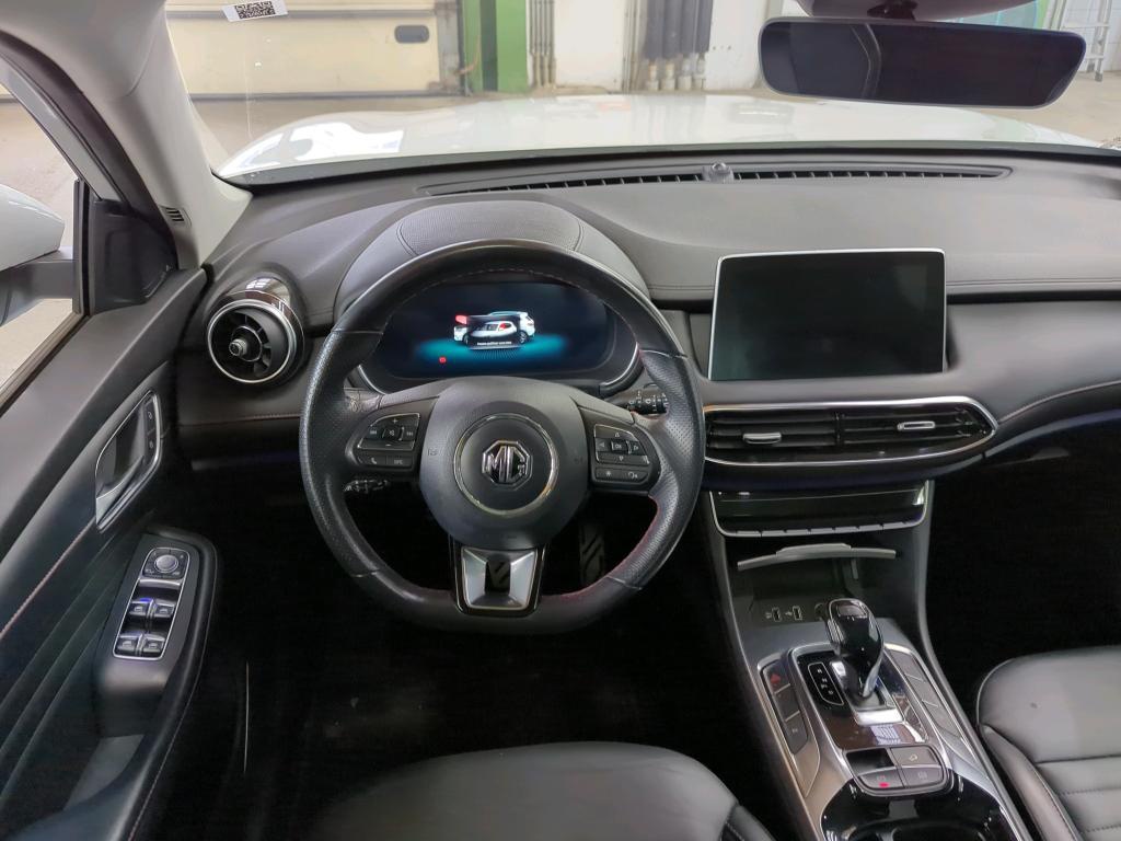 MG EHS Luxury LEDER NAVI KLIMAAUT LED PANO 5
