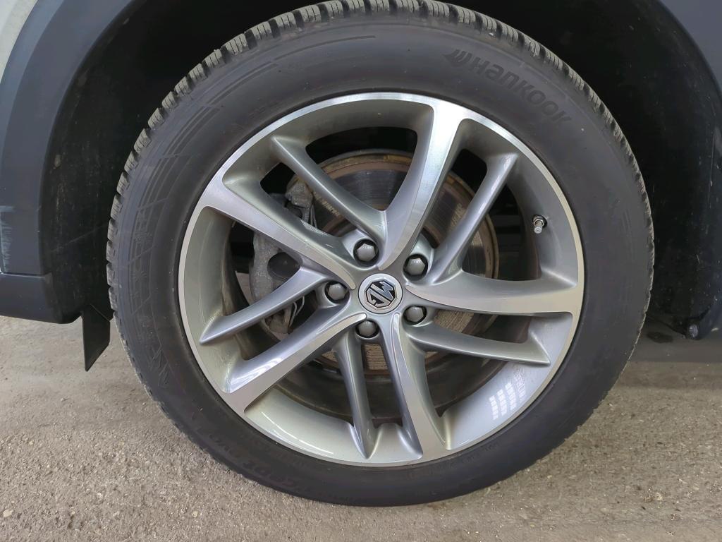 MG EHS Luxury LEDER NAVI KLIMAAUT LED PANO 12