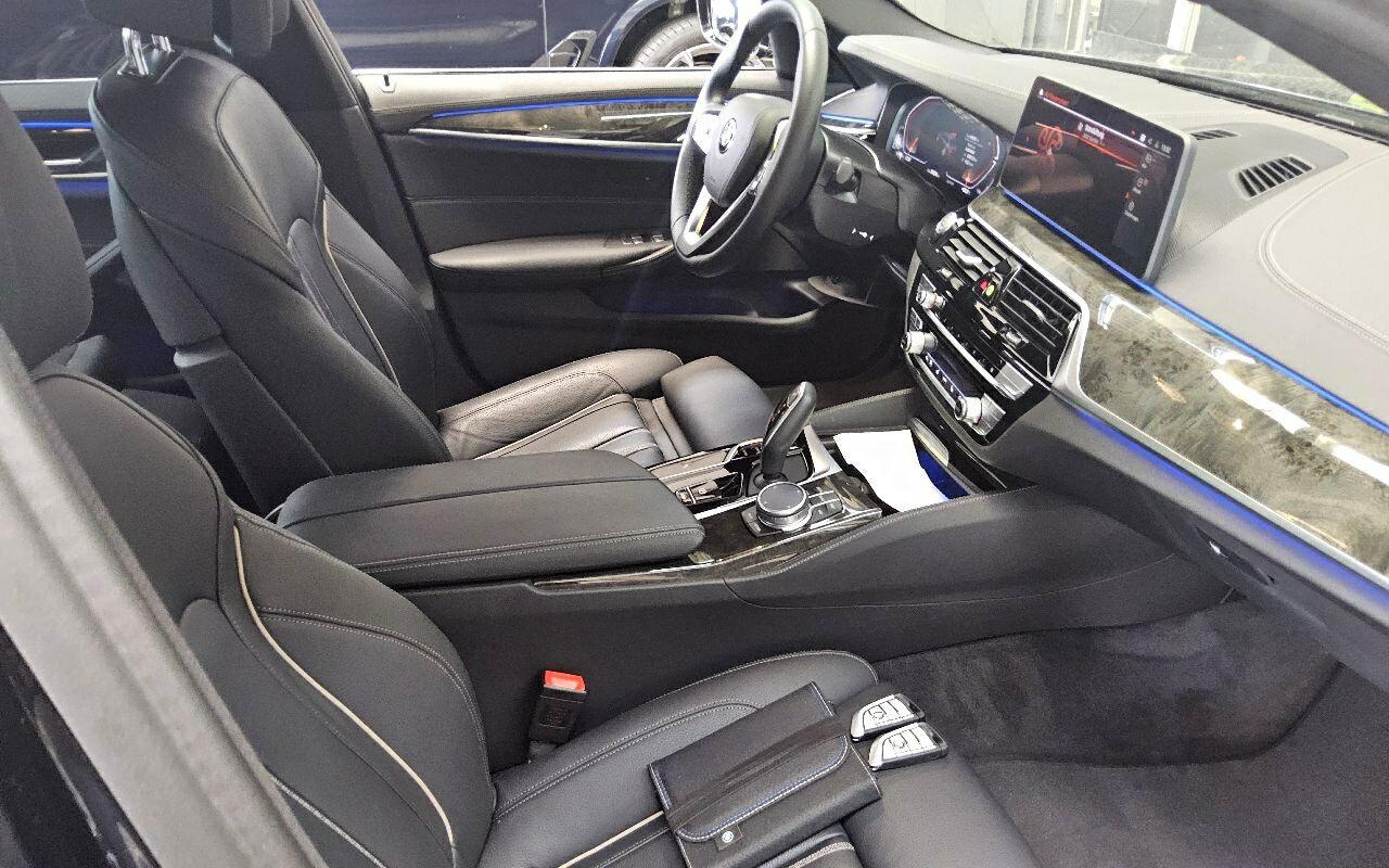 BMW 520dA Luxury-Line LEDER NAVI KLIMAAUT LED SHZ 3