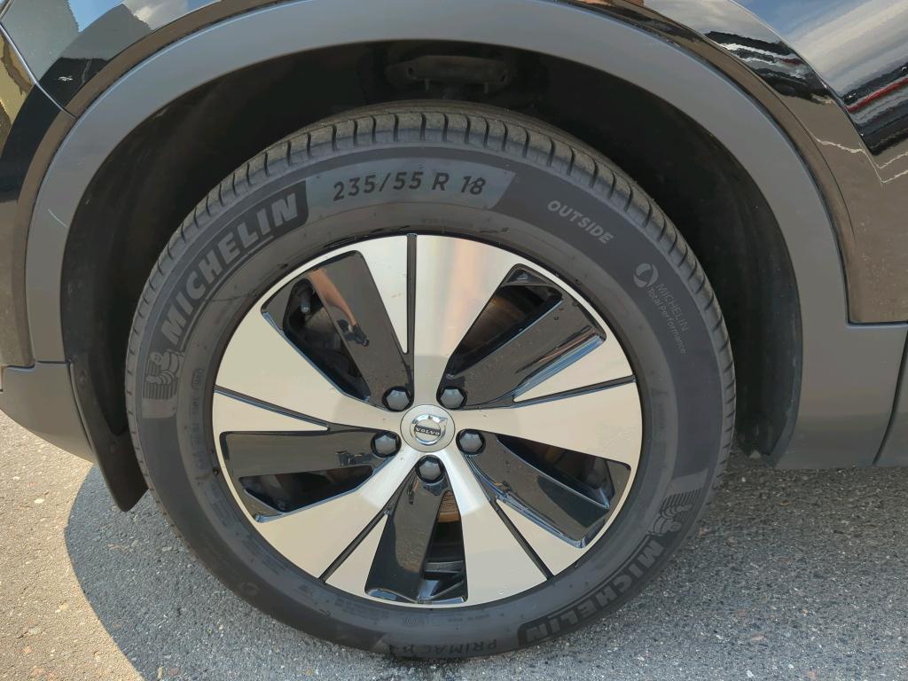 Volvo XC40 T4 Inscription NAVI KLIMAAUT LED SHZ PDC 12