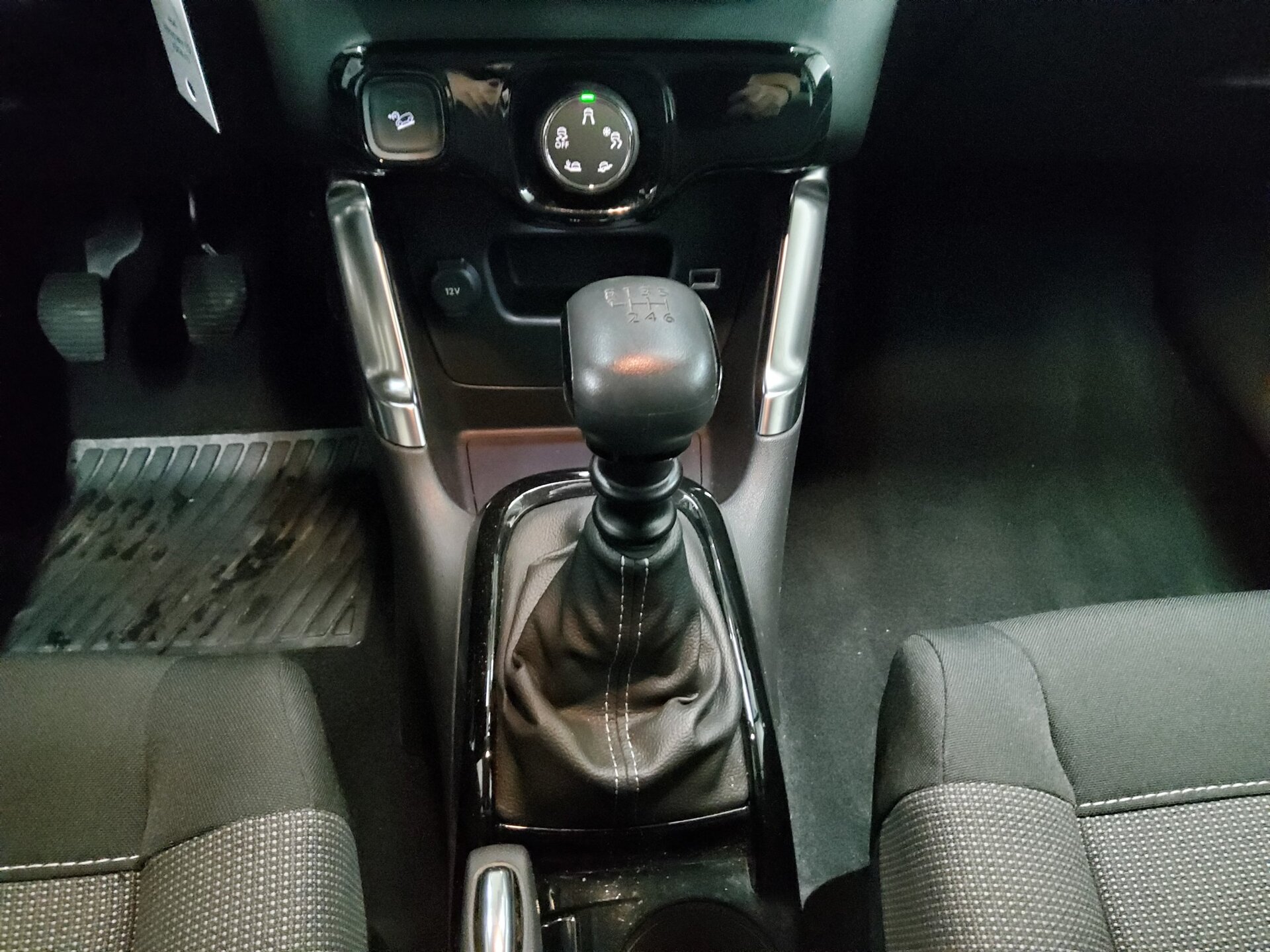 Citroën C3 Aircross 1.2 Navi PDC Klima 6
