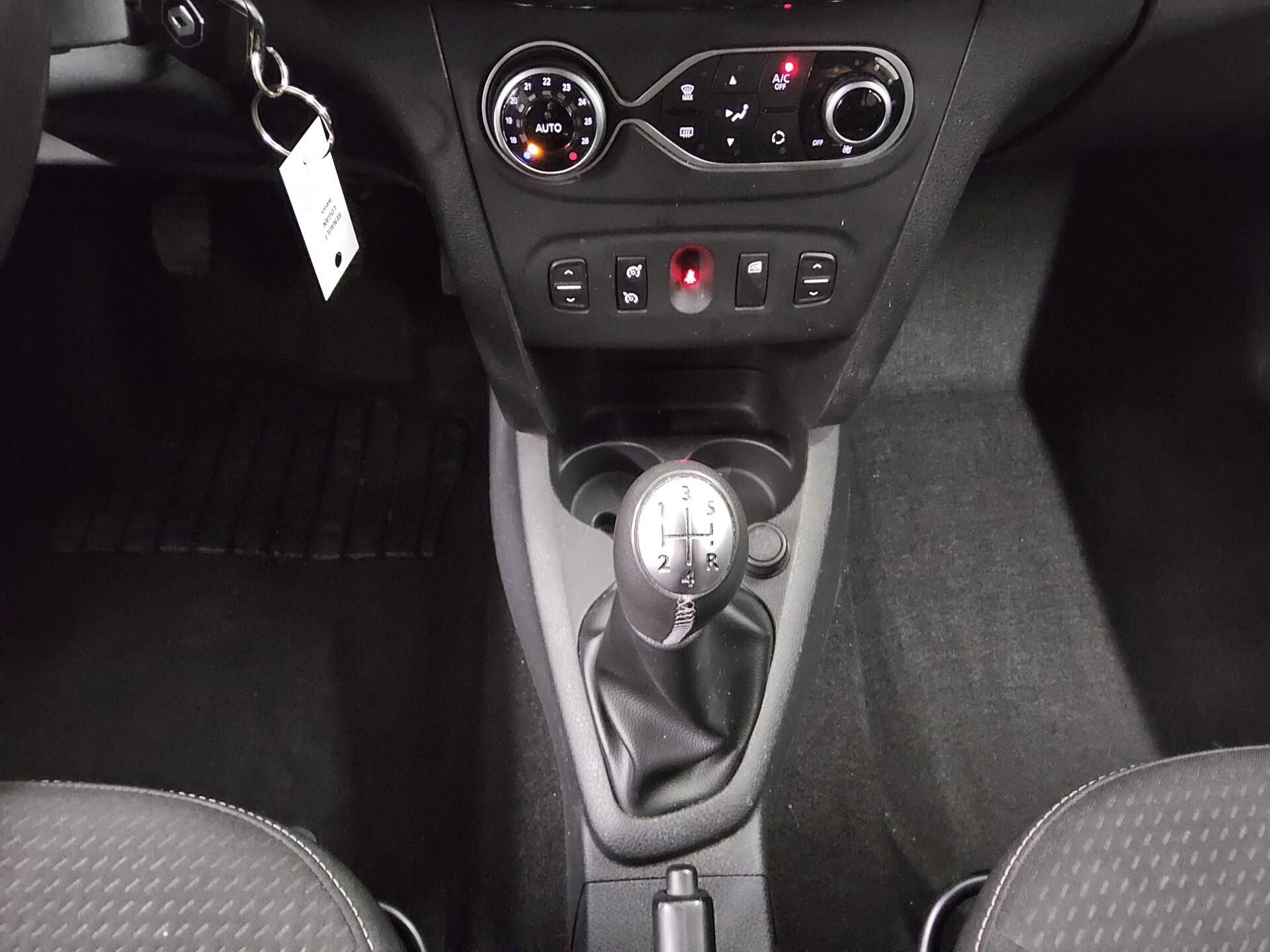 Dacia Logan Klima BT 6