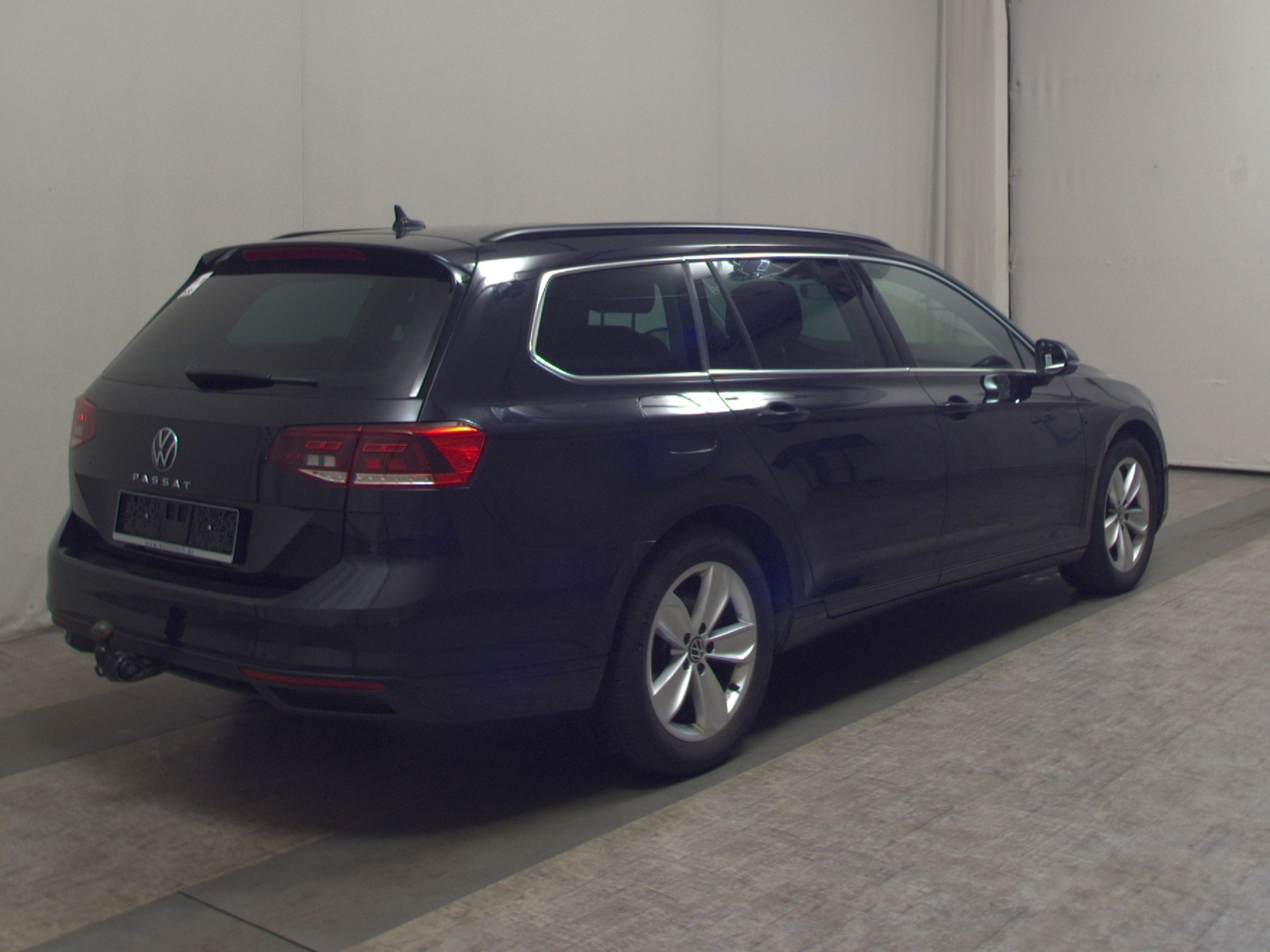 Volkswagen Passat Variant 2.0 TDI Business Leder Navi AHK 4