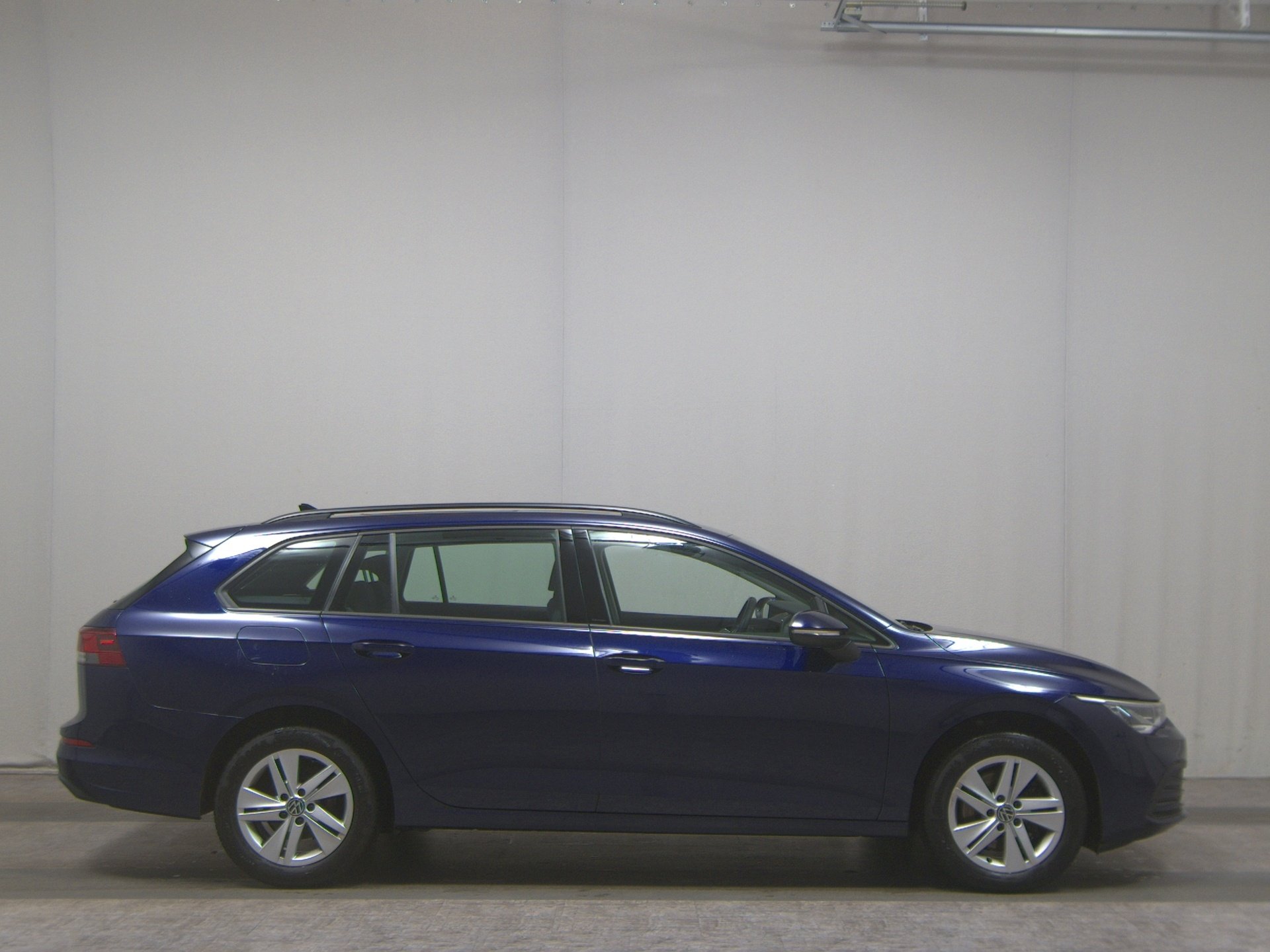 Volkswagen Golf Var. 2.0 TDI Life Navi LED Shz DC Pano PDC