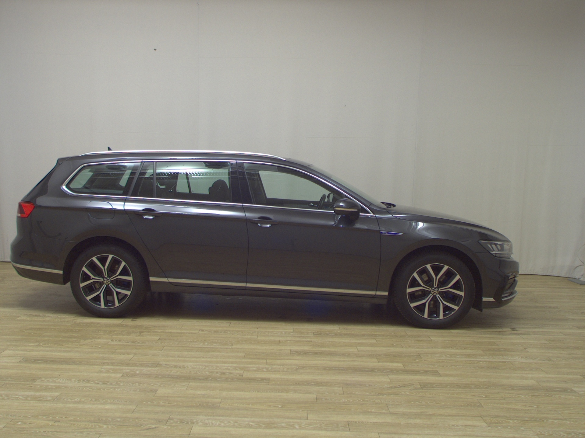 Volkswagen Passat Variant 1.4 TSI Navi LED Shz Pano AHK RFK