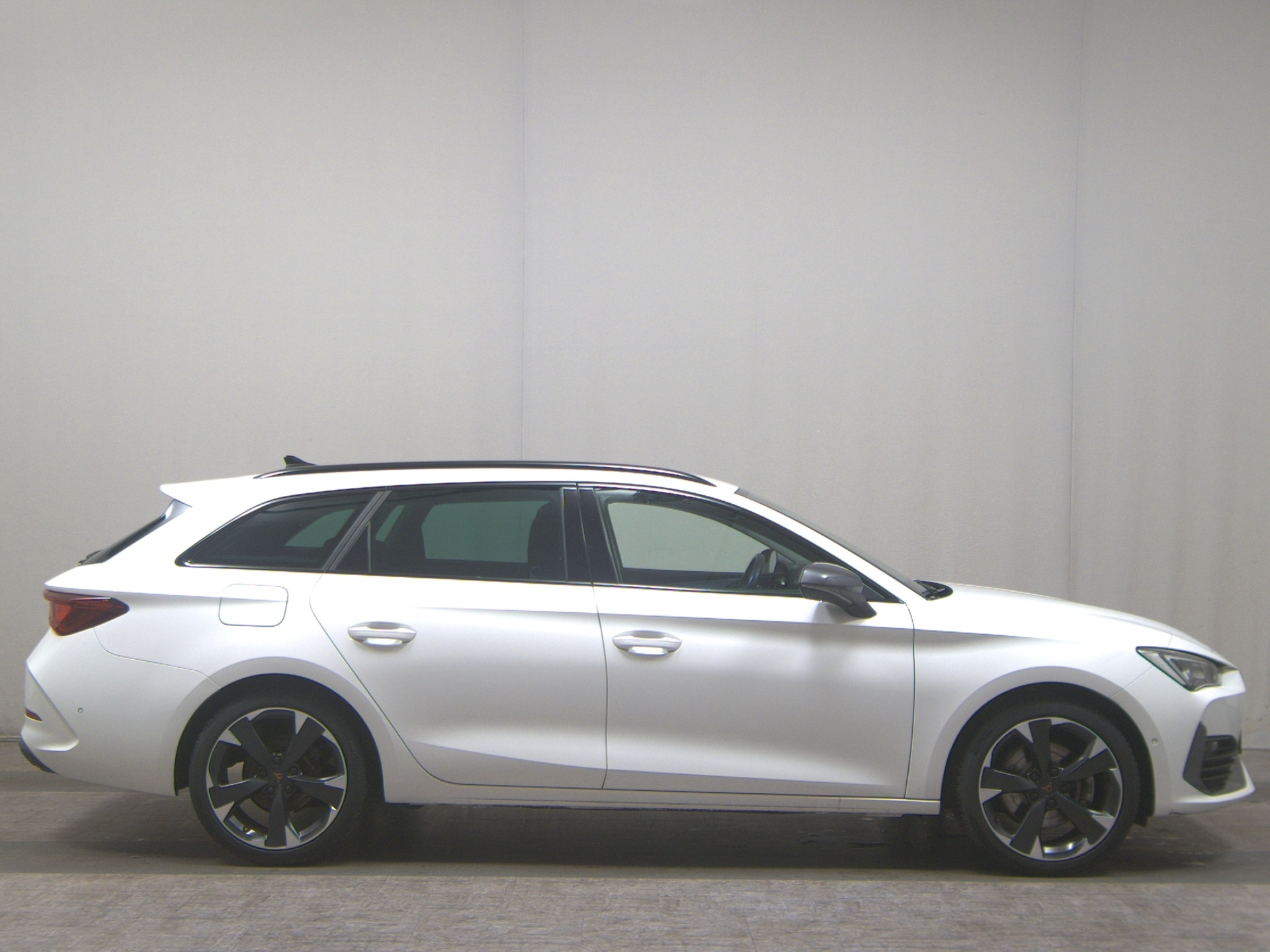 Cupra Leon Sportstourer 2.0 TDI Navi LED VC ACC